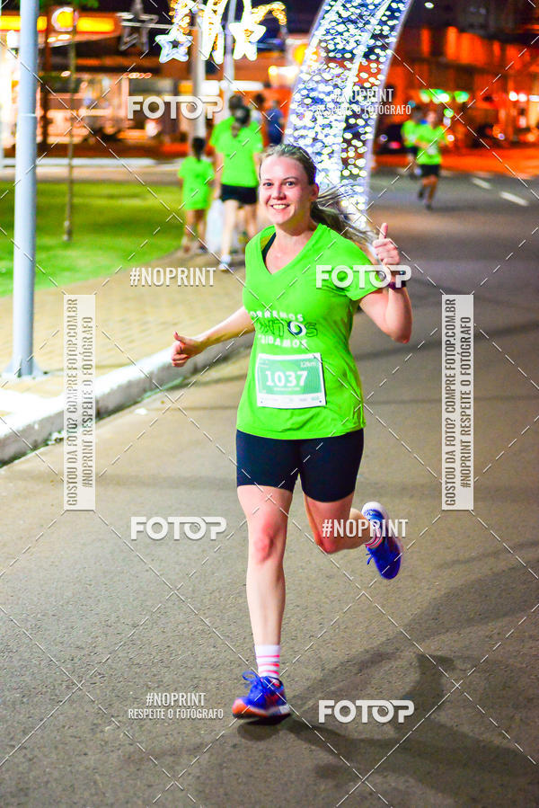 Buy your photos of the event5 Corrida Noturna Unimed Cascavel on Fotop