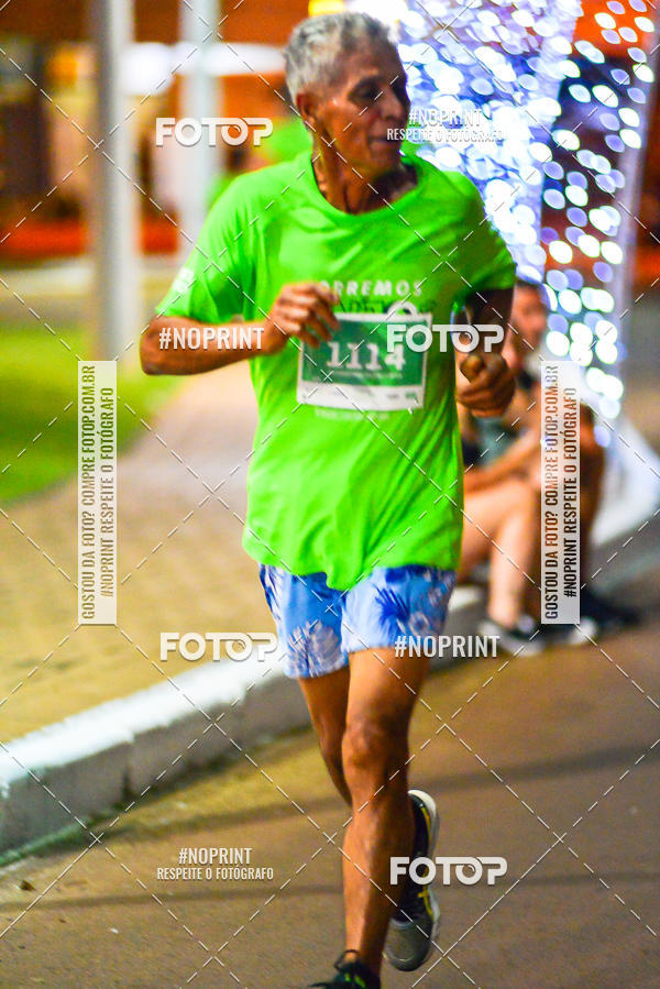 Buy your photos of the event5 Corrida Noturna Unimed Cascavel on Fotop