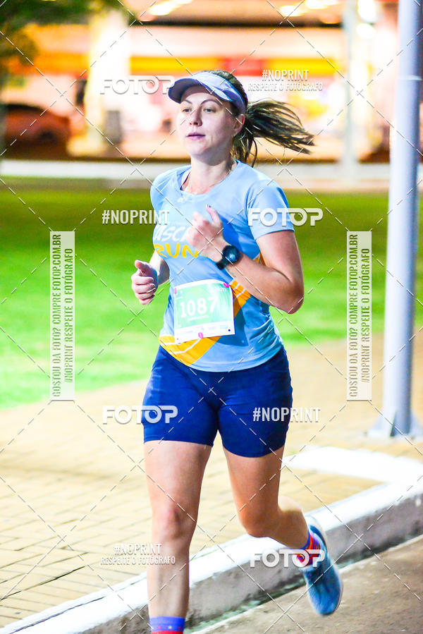 Buy your photos of the event5 Corrida Noturna Unimed Cascavel on Fotop