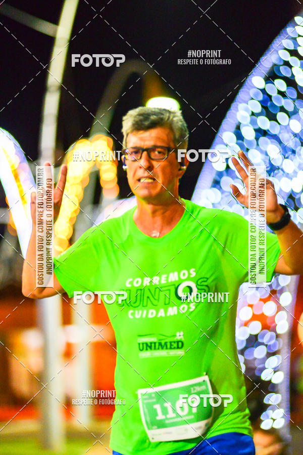 Buy your photos of the event5 Corrida Noturna Unimed Cascavel on Fotop
