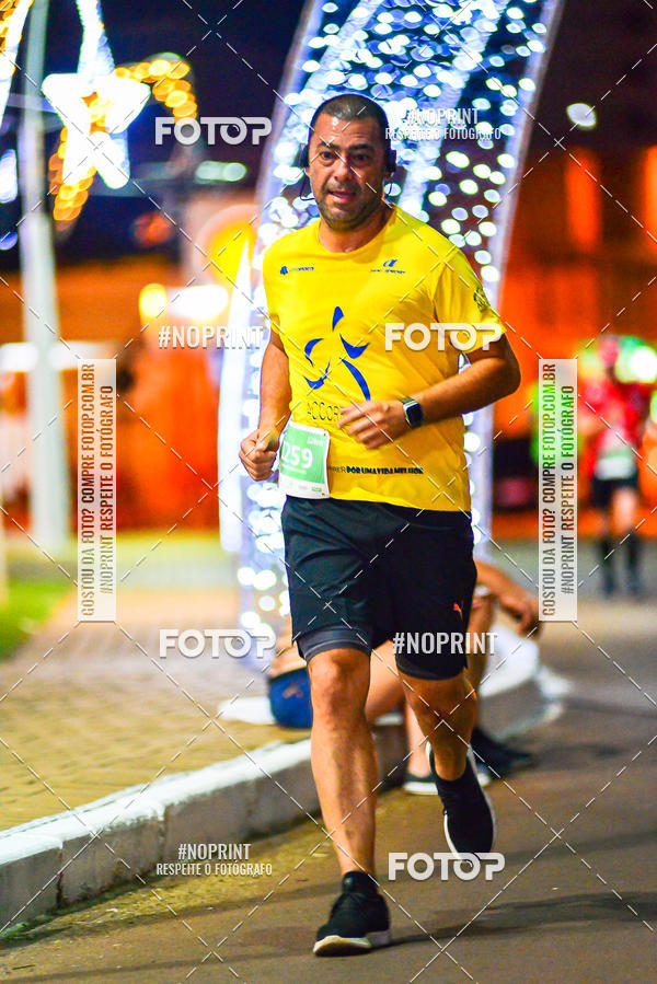 Buy your photos of the event5 Corrida Noturna Unimed Cascavel on Fotop