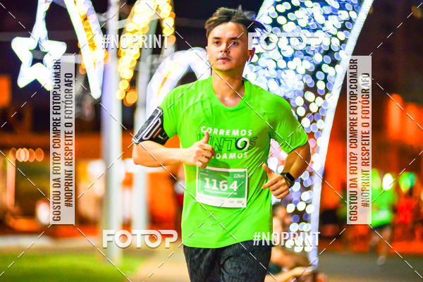Buy your photos of the event5 Corrida Noturna Unimed Cascavel on Fotop