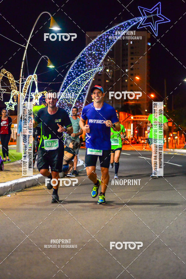 Buy your photos of the event5 Corrida Noturna Unimed Cascavel on Fotop