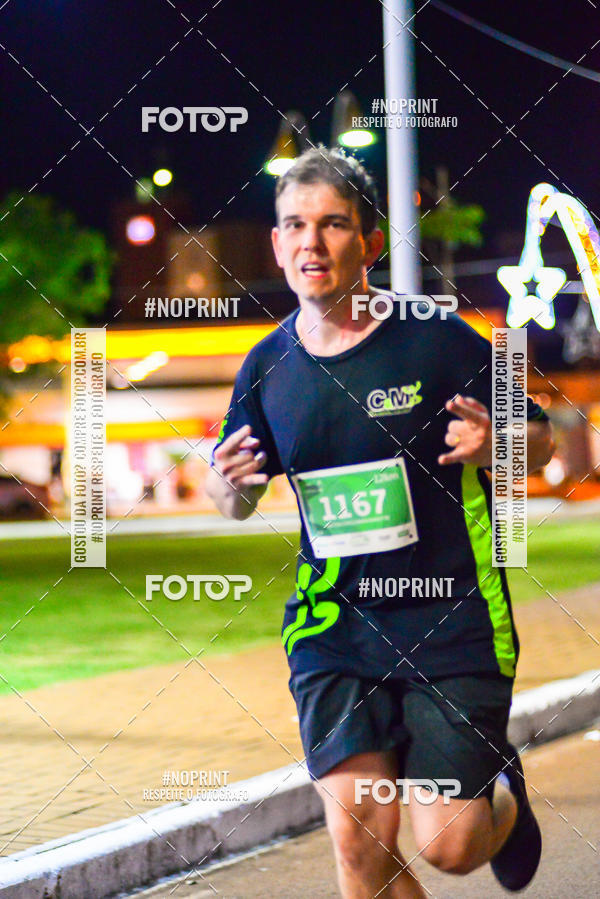 Buy your photos of the event5 Corrida Noturna Unimed Cascavel on Fotop