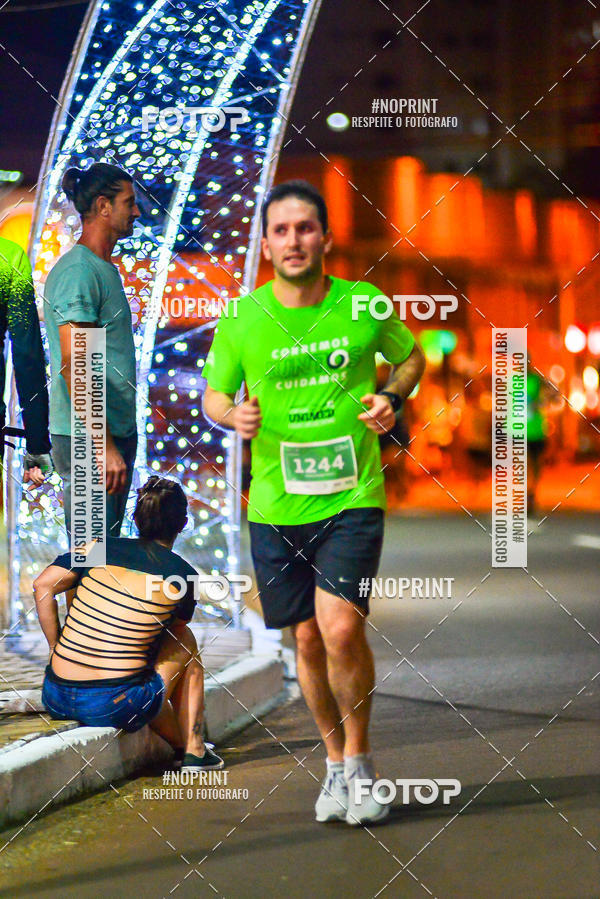 Buy your photos of the event5 Corrida Noturna Unimed Cascavel on Fotop
