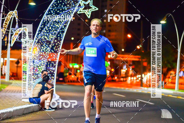 Buy your photos of the event5 Corrida Noturna Unimed Cascavel on Fotop