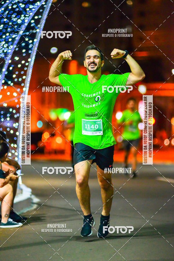 Buy your photos of the event5 Corrida Noturna Unimed Cascavel on Fotop