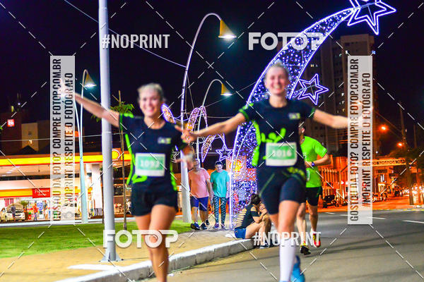 Buy your photos of the event5 Corrida Noturna Unimed Cascavel on Fotop
