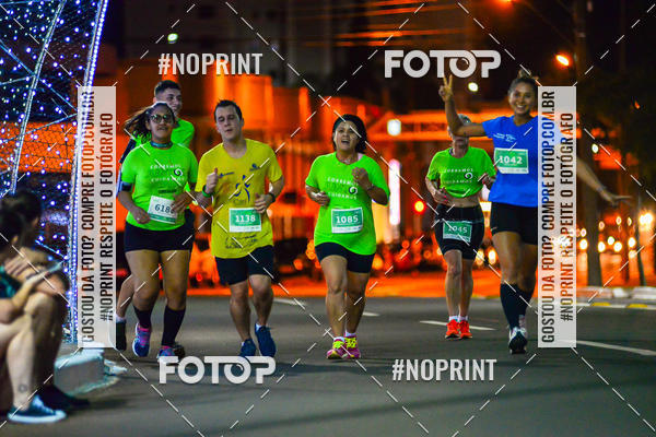 Buy your photos of the event5 Corrida Noturna Unimed Cascavel on Fotop