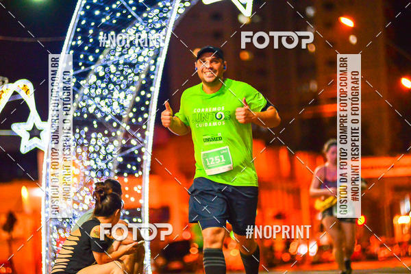Compre suas fotos do evento5 Corrida Noturna Unimed Cascavel no Fotop