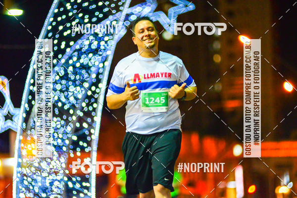 Buy your photos of the event5 Corrida Noturna Unimed Cascavel on Fotop