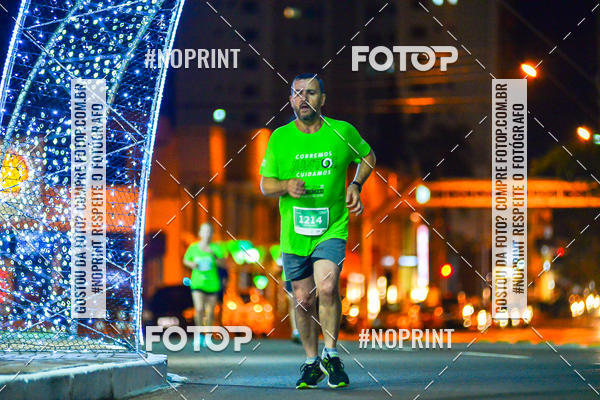 Buy your photos of the event5 Corrida Noturna Unimed Cascavel on Fotop