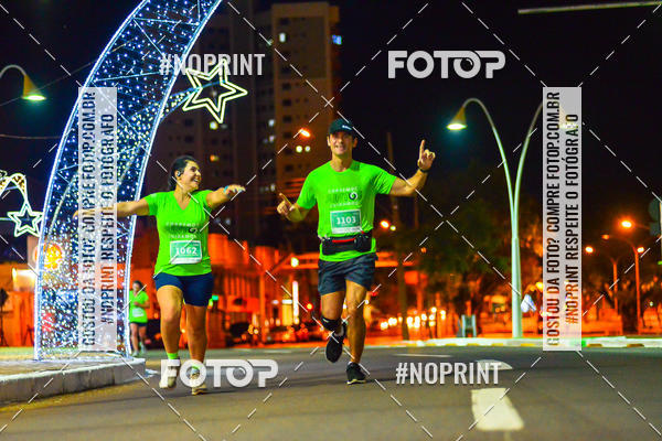 Buy your photos of the event5 Corrida Noturna Unimed Cascavel on Fotop