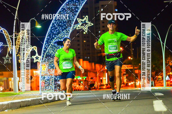 Buy your photos of the event5 Corrida Noturna Unimed Cascavel on Fotop