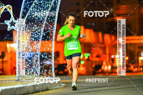 Buy your photos of the event5 Corrida Noturna Unimed Cascavel on Fotop