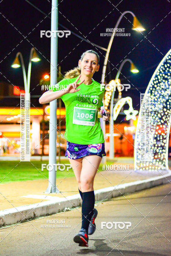Buy your photos of the event5 Corrida Noturna Unimed Cascavel on Fotop