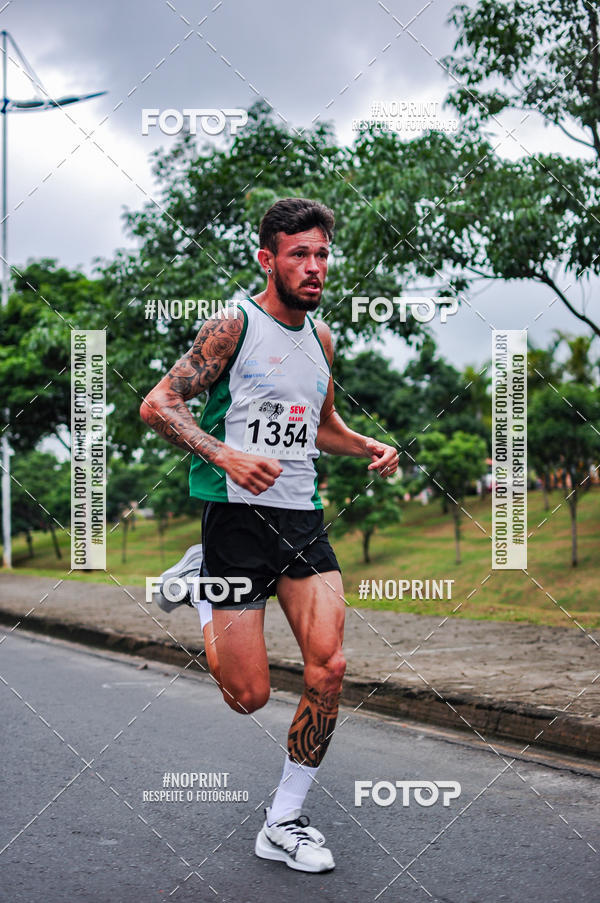Buy your photos of the event25 Corrida Cidade de Indaiatuba SEW on Fotop