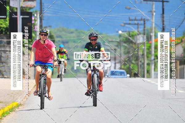 Buy your photos of the eventCICLOTURISMO - 4 DESAFIO VALE EUROPEU DE MTB  on Fotop