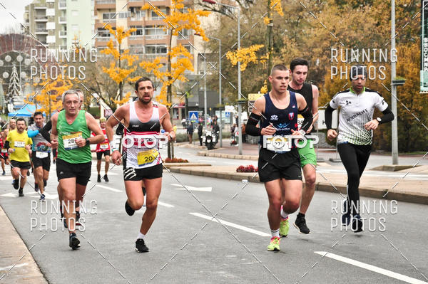 Buy your photos of the eventMeia Maratona Famalic�o 2019 on Fotop