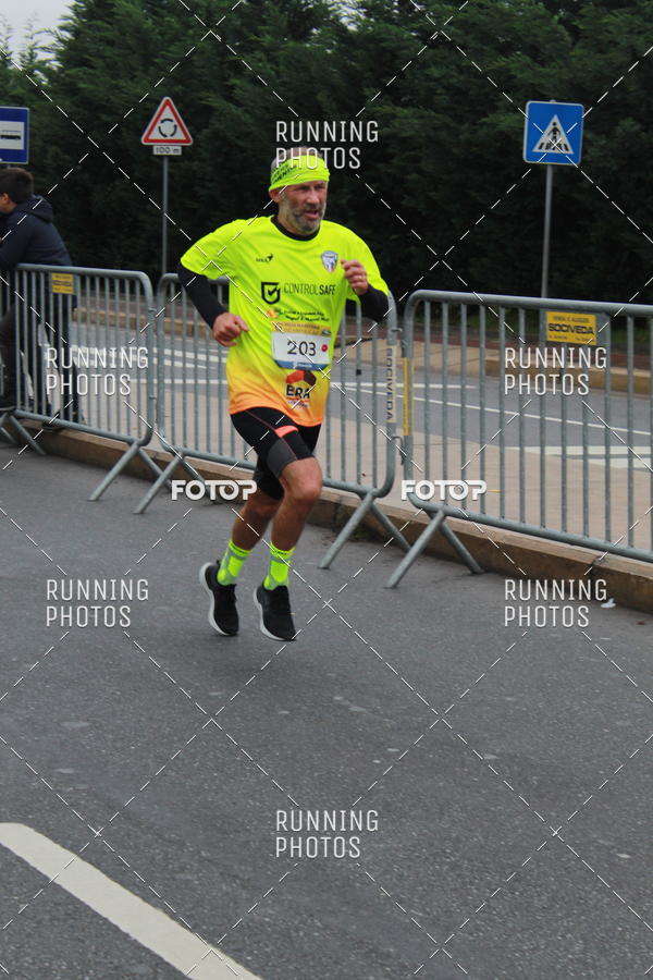 Buy your photos of the eventMeia Maratona Famalico 2019 on Fotop