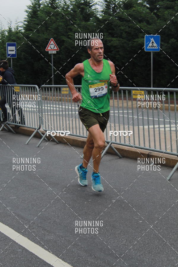 Buy your photos of the eventMeia Maratona Famalico 2019 on Fotop