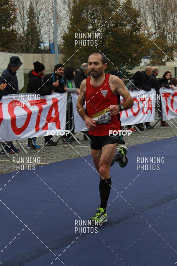 Buy your photos of the eventMeia Maratona Famalic�o 2019 on Fotop