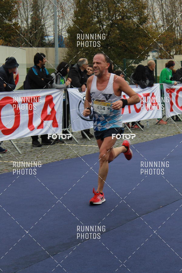 Buy your photos of the eventMeia Maratona Famalic�o 2019 on Fotop