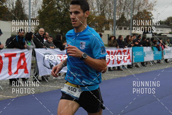 Buy your photos of the eventMeia Maratona Famalico 2019 on Fotop