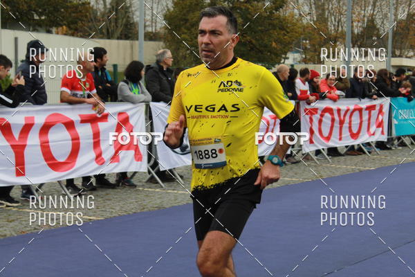 Buy your photos of the eventMeia Maratona Famalic�o 2019 on Fotop