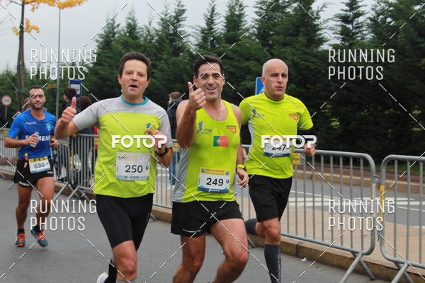 Buy your photos of the eventMeia Maratona Famalico 2019 on Fotop