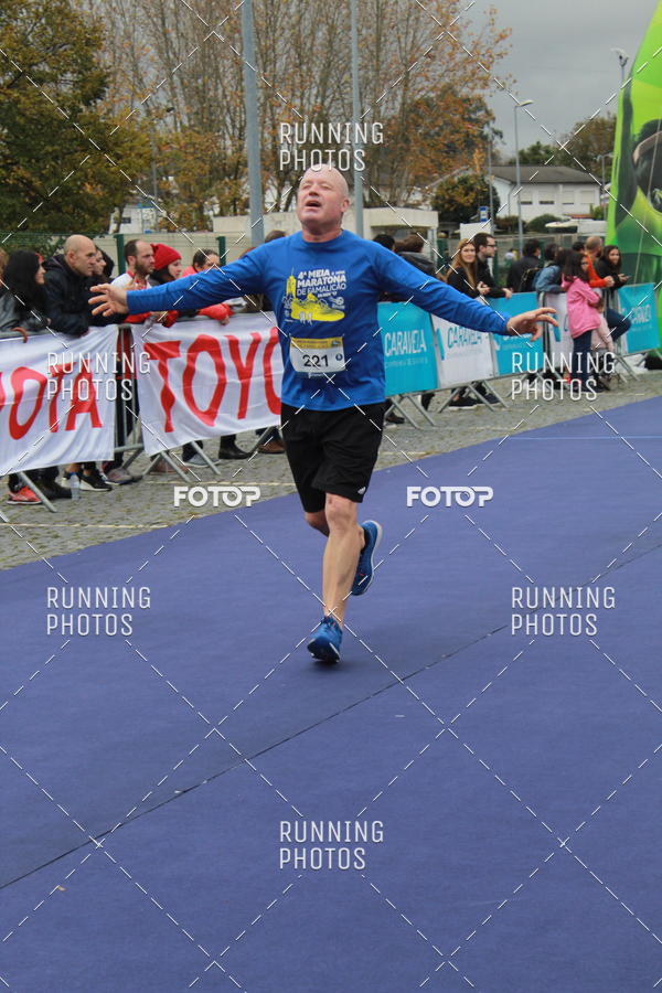 Buy your photos of the eventMeia Maratona Famalic�o 2019 on Fotop