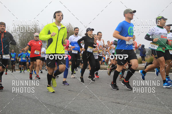 Buy your photos of the eventMeia Maratona Famalic�o 2019 on Fotop