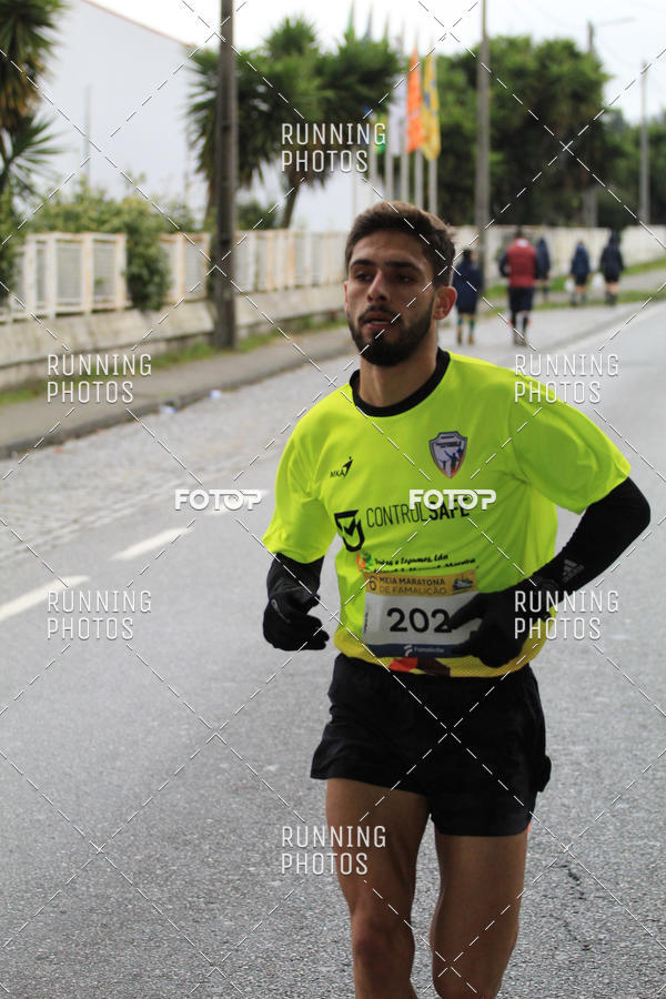 Buy your photos of the eventMeia Maratona Famalic�o 2019 on Fotop