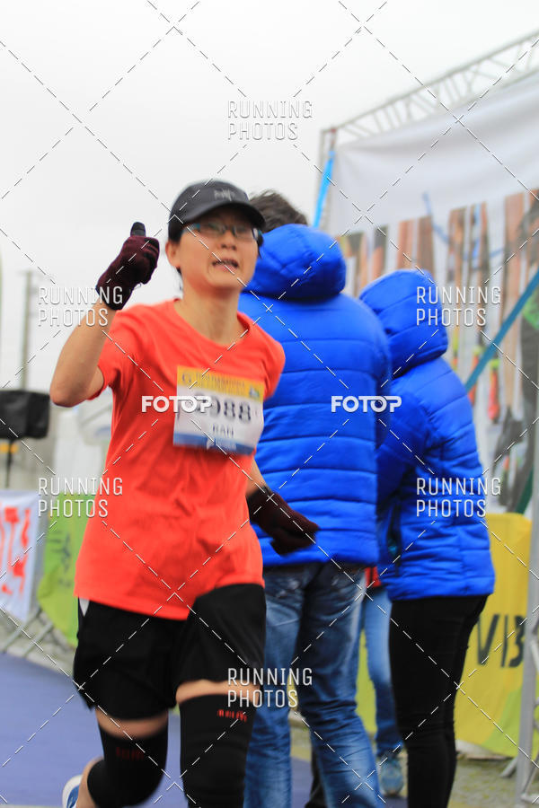 Buy your photos of the eventMeia Maratona Famalic�o 2019 on Fotop