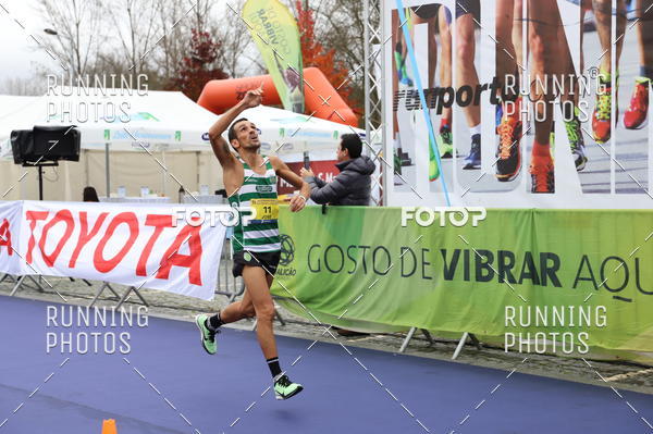 Buy your photos of the eventMeia Maratona Famalic�o 2019 on Fotop