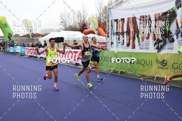 Buy your photos of the eventMeia Maratona Famalic�o 2019 on Fotop