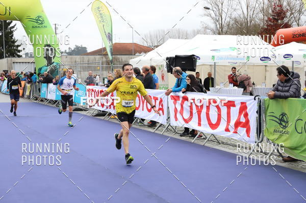 Buy your photos of the eventMeia Maratona Famalic�o 2019 on Fotop