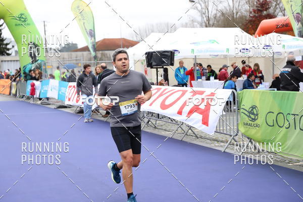 Buy your photos of the eventMeia Maratona Famalic�o 2019 on Fotop