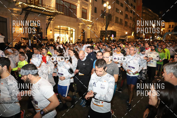 Buy your photos of the eventS�o Silvestre Porto 2019 on Fotop