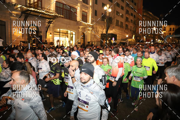 Buy your photos of the eventS�o Silvestre Porto 2019 on Fotop