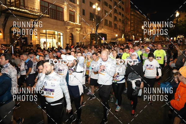 Buy your photos of the eventS�o Silvestre Porto 2019 on Fotop