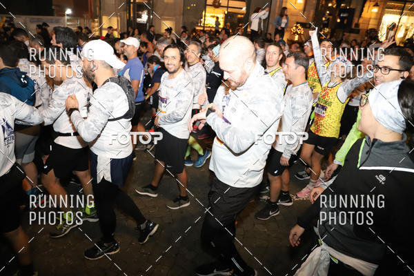 Buy your photos of the eventS�o Silvestre Porto 2019 on Fotop