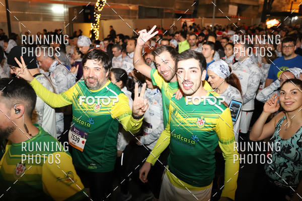 Buy your photos of the eventS�o Silvestre Porto 2019 on Fotop