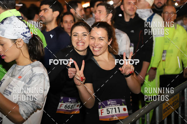 Buy your photos of the eventS�o Silvestre Porto 2019 on Fotop