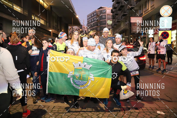 Buy your photos of the eventS�o Silvestre Porto 2019 on Fotop
