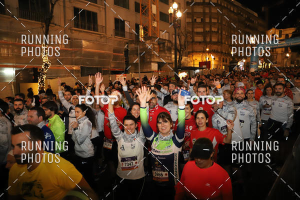 Buy your photos of the eventS�o Silvestre Porto 2019 on Fotop