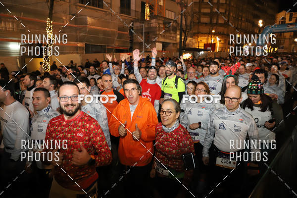 Buy your photos of the eventS�o Silvestre Porto 2019 on Fotop