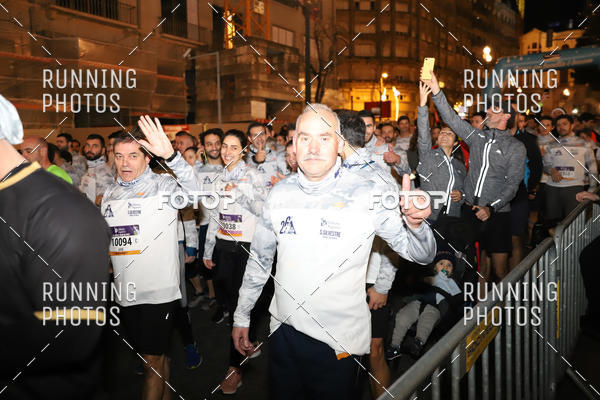 Buy your photos of the eventS�o Silvestre Porto 2019 on Fotop