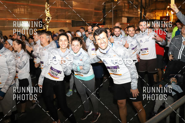 Buy your photos of the eventS�o Silvestre Porto 2019 on Fotop