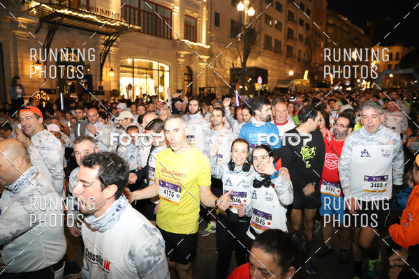 Buy your photos of the eventS�o Silvestre Porto 2019 on Fotop
